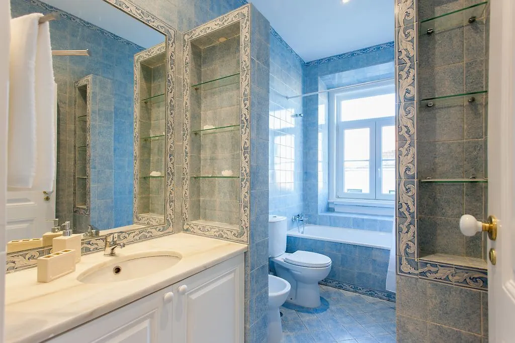 Apartment Cozzy Homes At Bairro Alto Lisbon