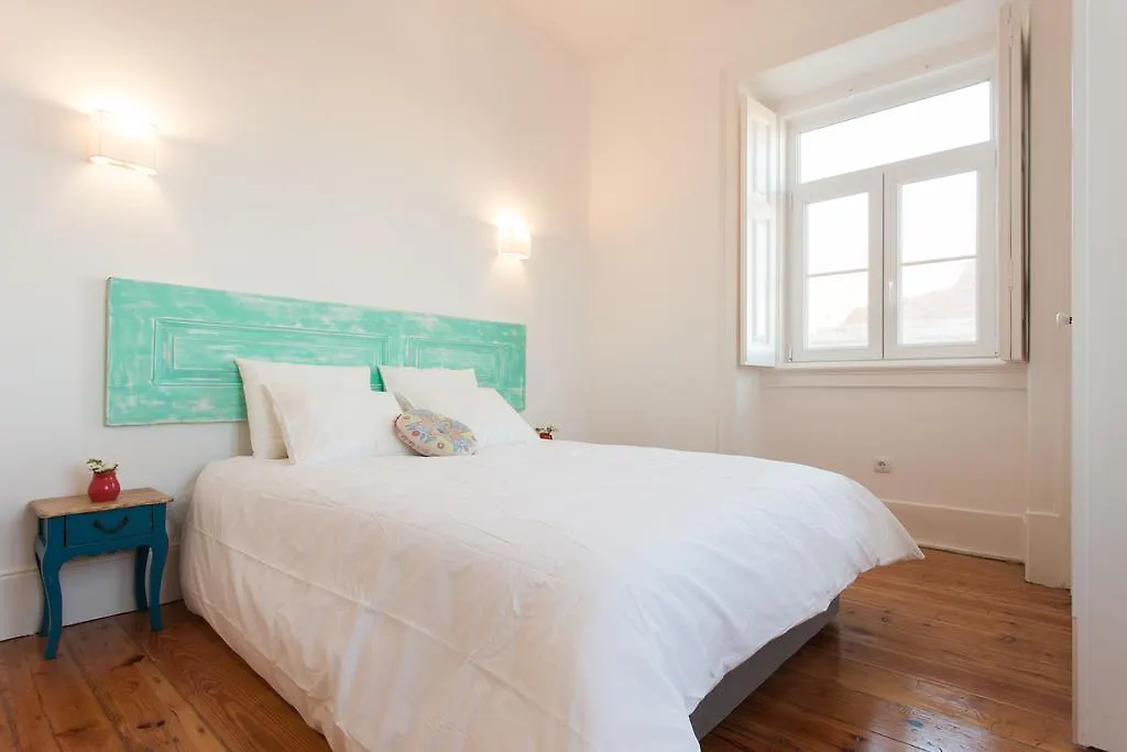 Cozzy Homes At Bairro Alto Lisbon 0*,