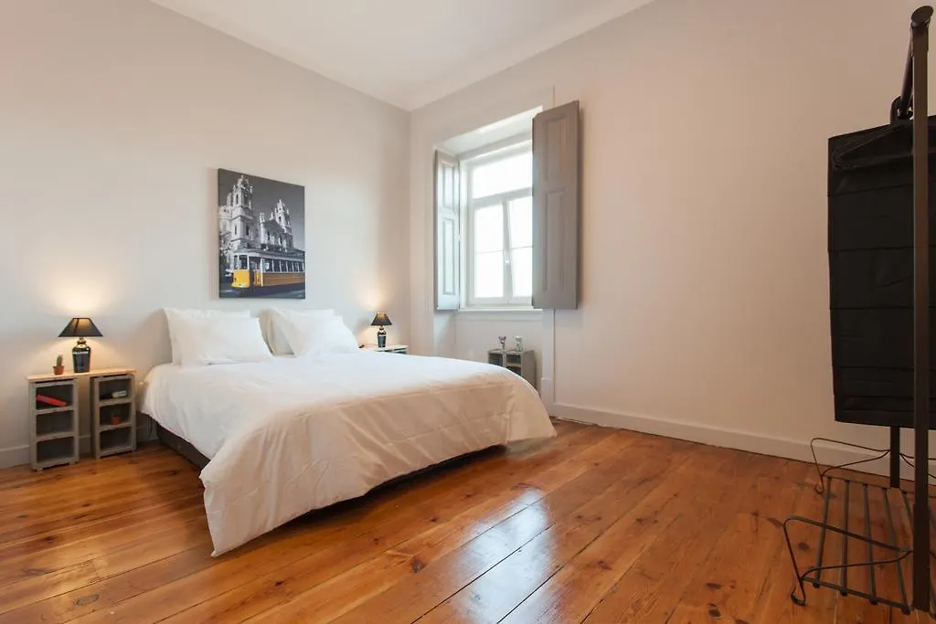 Cozzy Homes At Bairro Alto Lisbon